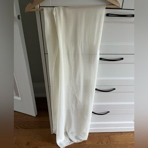 Sarong white